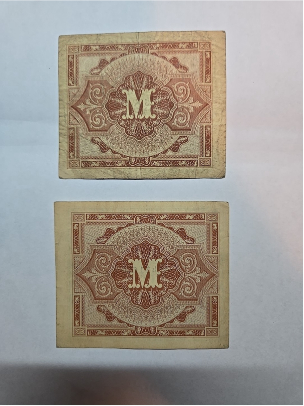 1944 WWII German Allied Military 1/2 Mark & 1 Eine Mark Currency Paper Notes - Picture 4 of 4